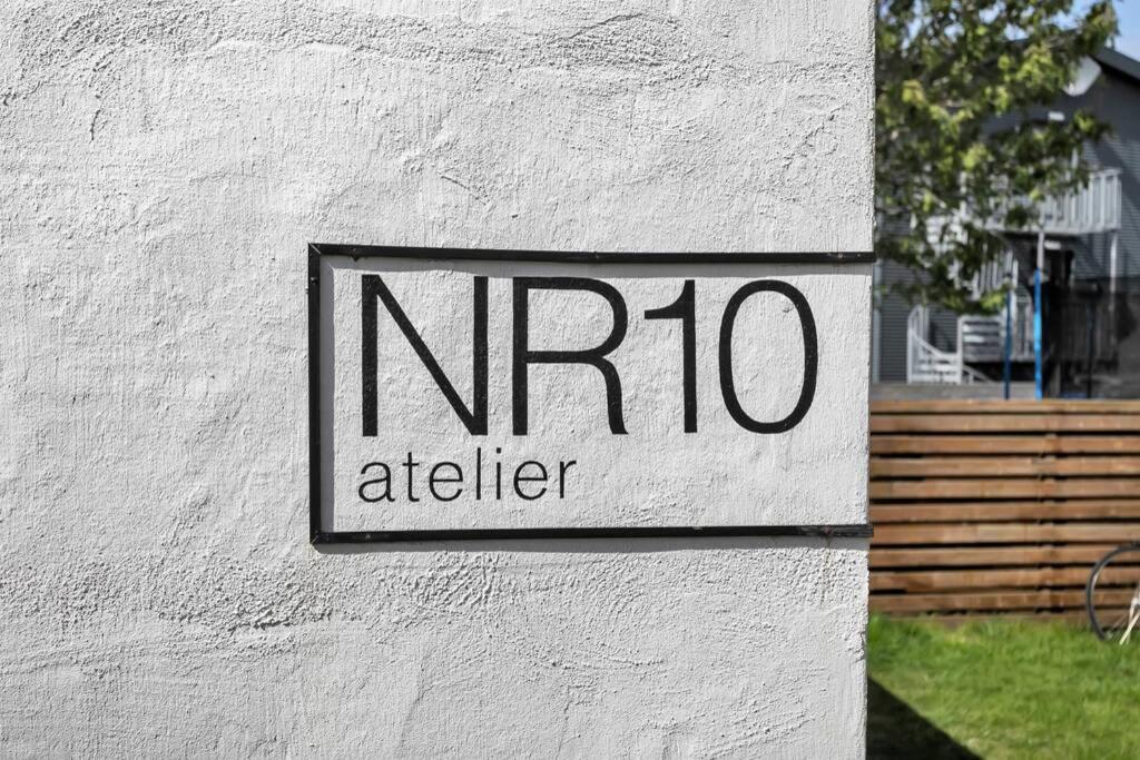 NR10 Atelier, tiny house near Reykjavik center Reykjavík Eksteriør bilde